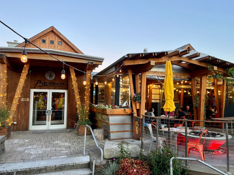 How It Compares to Other Dining Options in Vermont