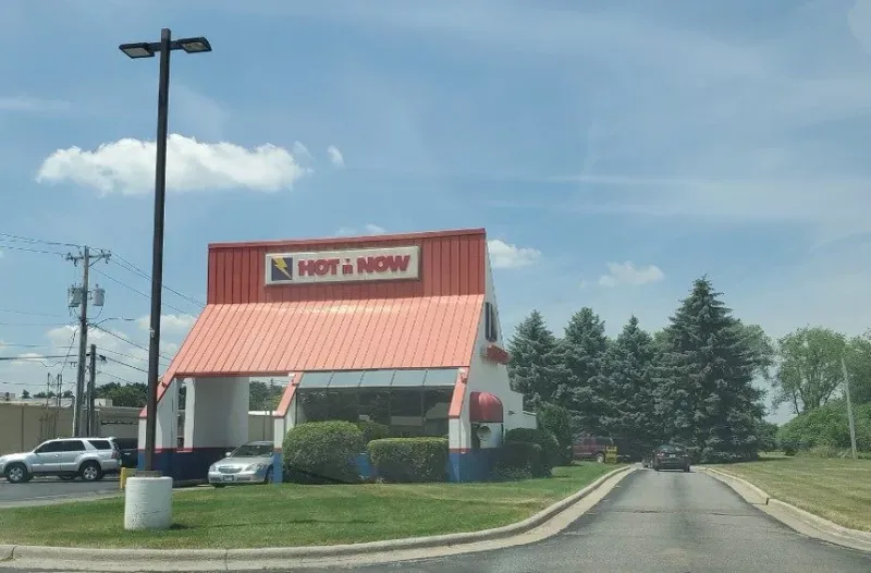 Hot 'n Now (Various locations)