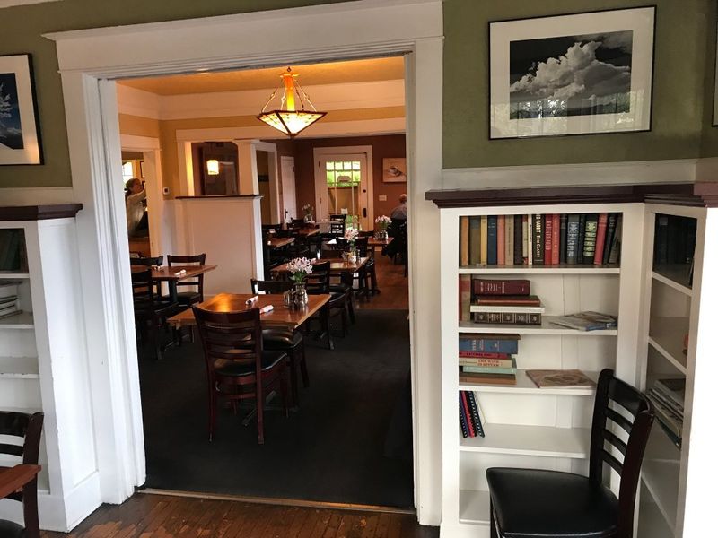 McKay Cottage Restaurant (Bend)