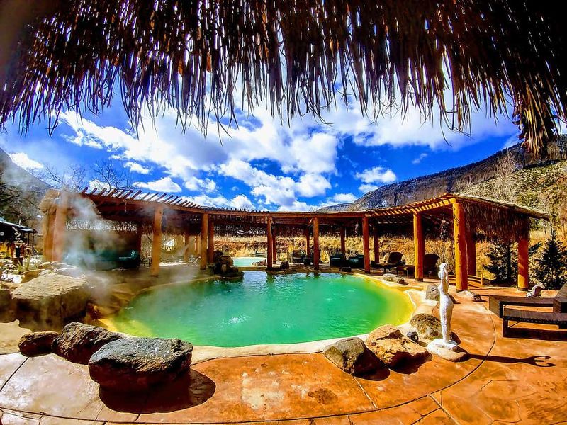 Overcrowding at Jemez Hot Springs