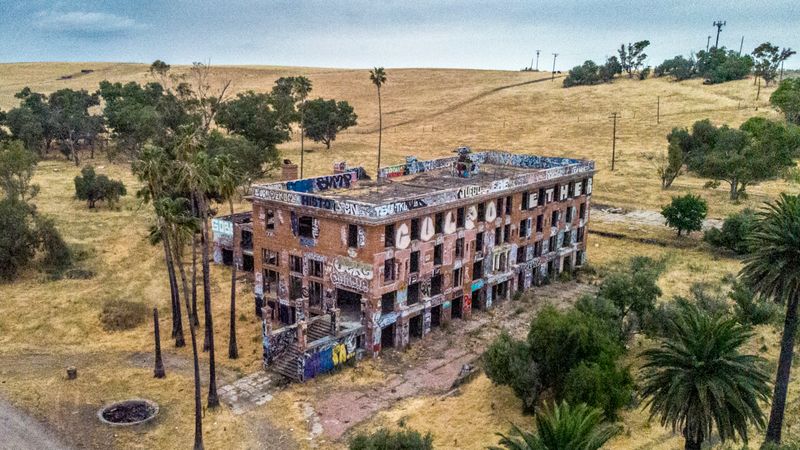 A WWII Secret Interrogation Center