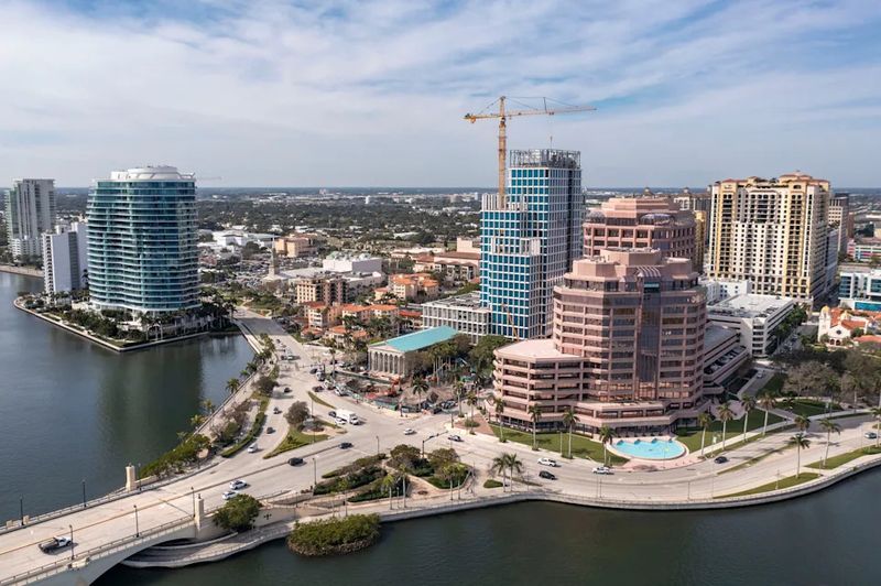 West Palm Beach – Upscale Veneer, Missing Soul