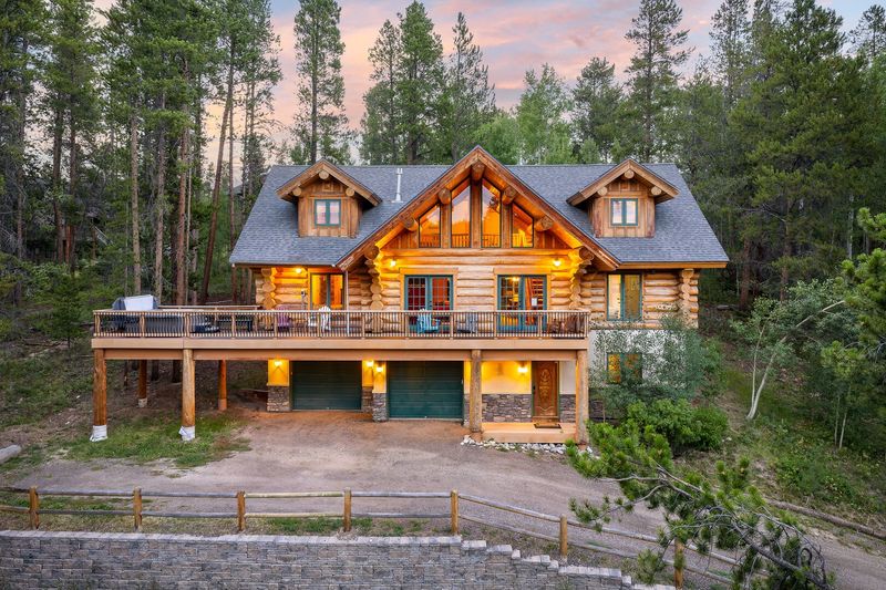 Cabin Comfort In The Wild