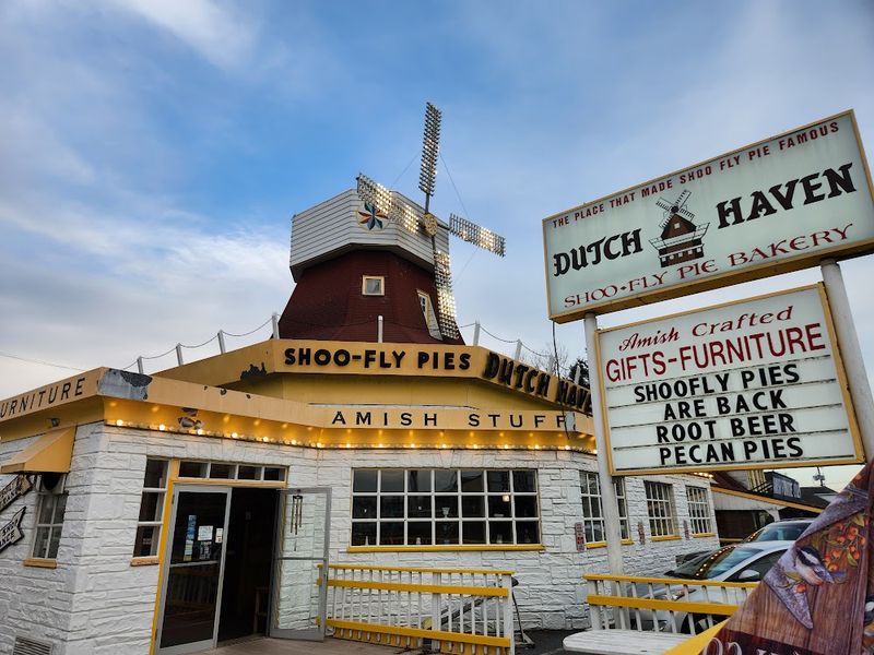 Dutch Haven Café, Lancaster area