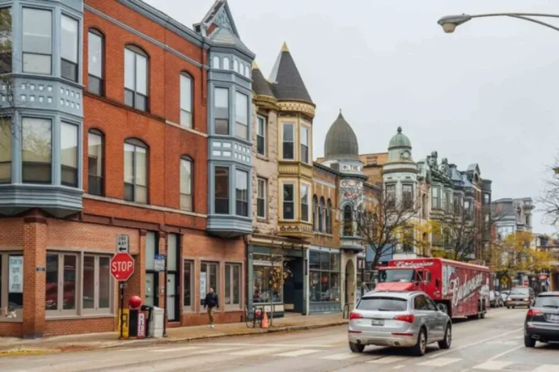 Neighborhoods Offer Distinct Experiences Within Easy Reach