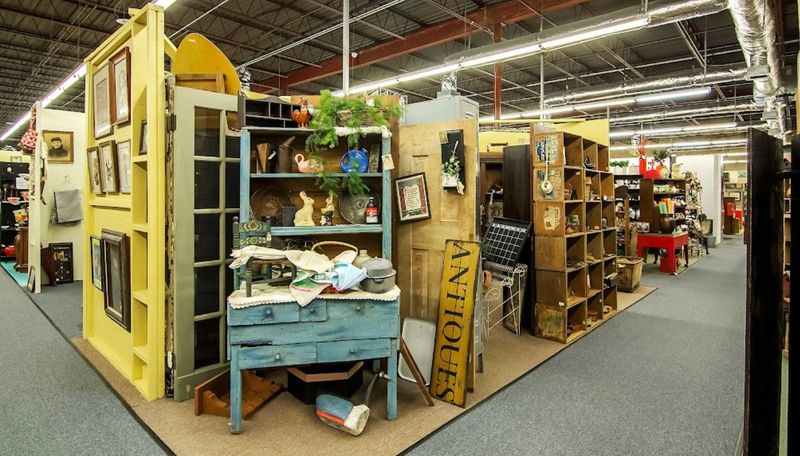The Cotton Shed Vintage Market