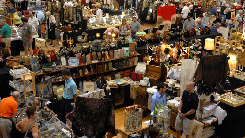 Medford Giant Flea Market, Medford