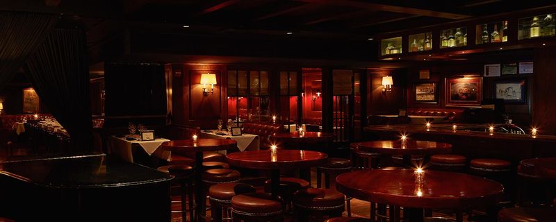 A Taste of Old Chicago Hospitality
