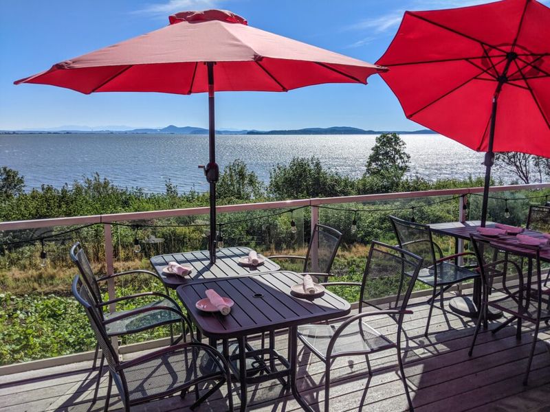 Chuckanut Manor Seafood & Grill