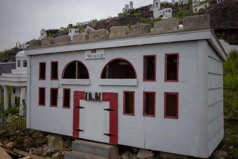 The Partial Renovation Attempts and Their Failures