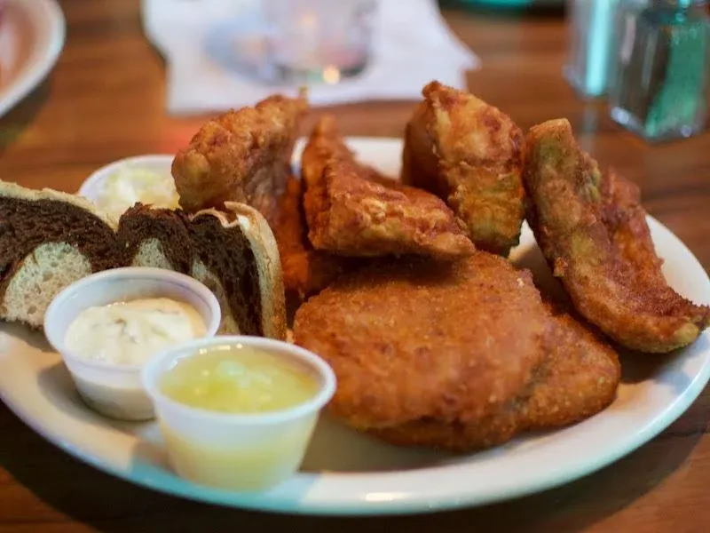 The Fish: Crisp, Traditional, Satisfying