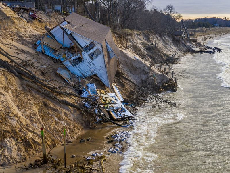 Water levels swing wildly, not forever lake-level perfect