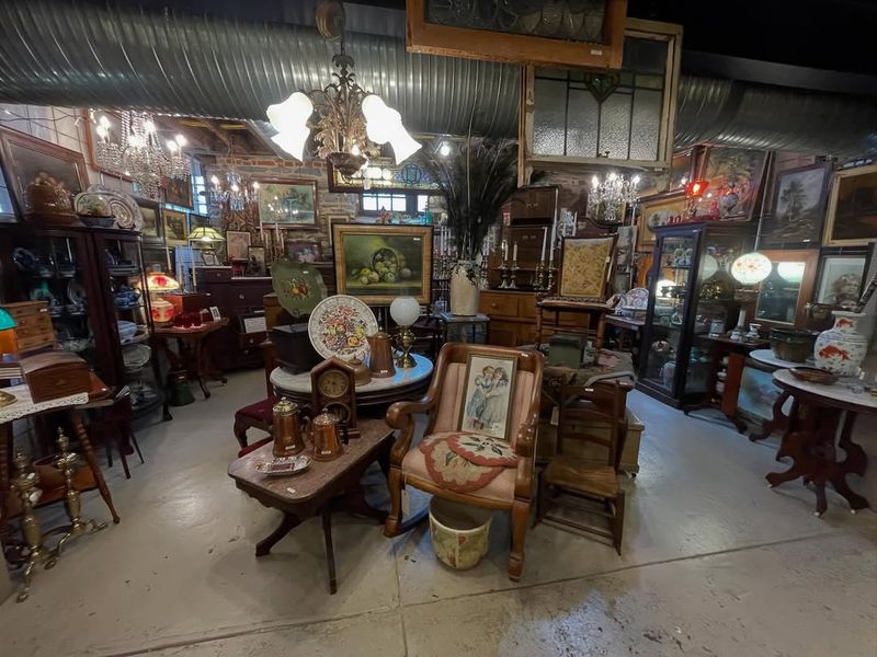 Burning Bridge Antiques Market (Columbia)