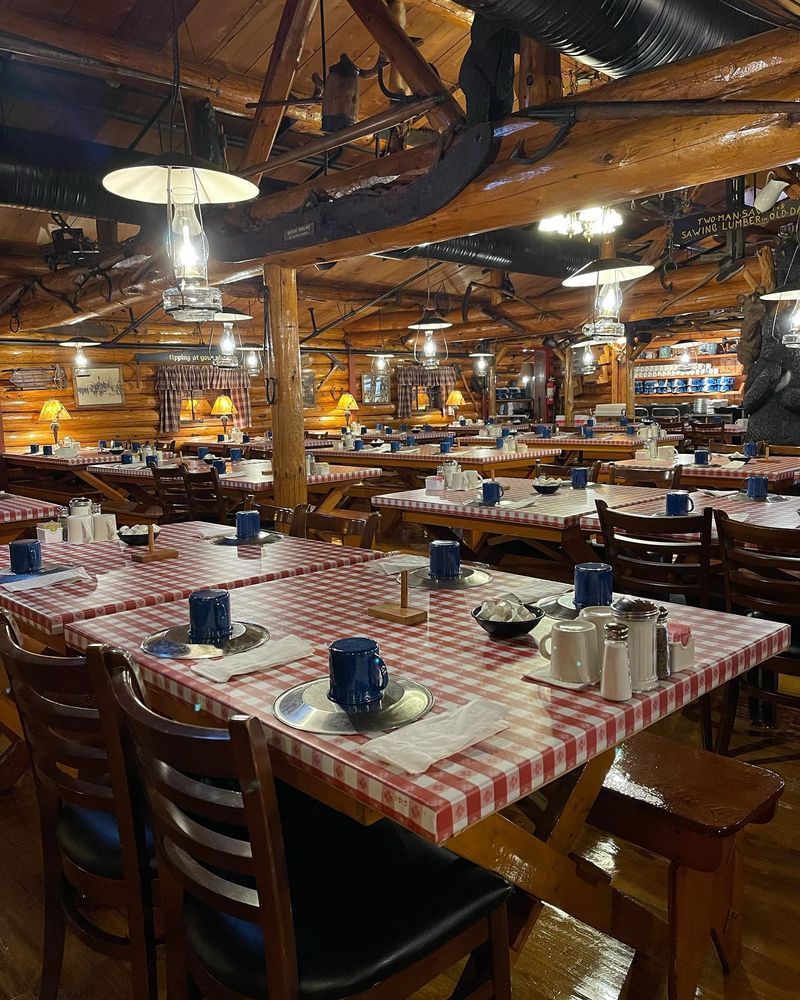 Paul Bunyan's Cook Shanty (Wisconsin Dells)