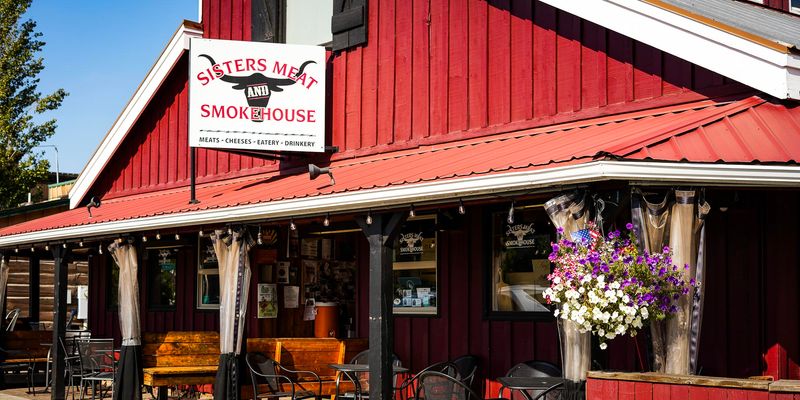 Sisters Meat and Smokehouse (Sisters)