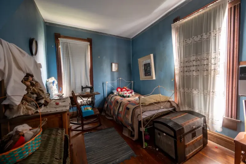 Preserved 1912 Interiors