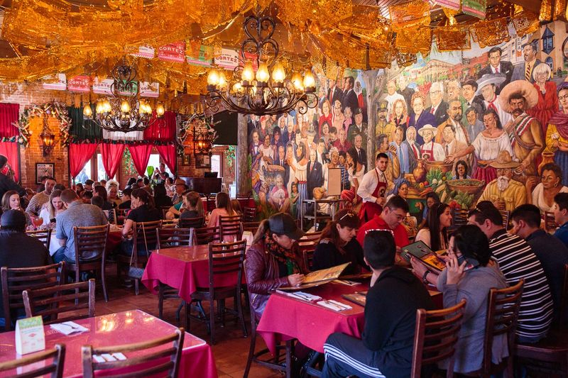 Mi Tierra Café y Panadería, San Antonio
