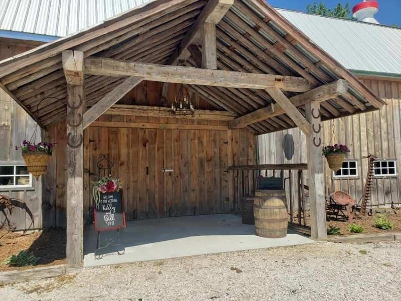 The Rustic Barn - Kiel