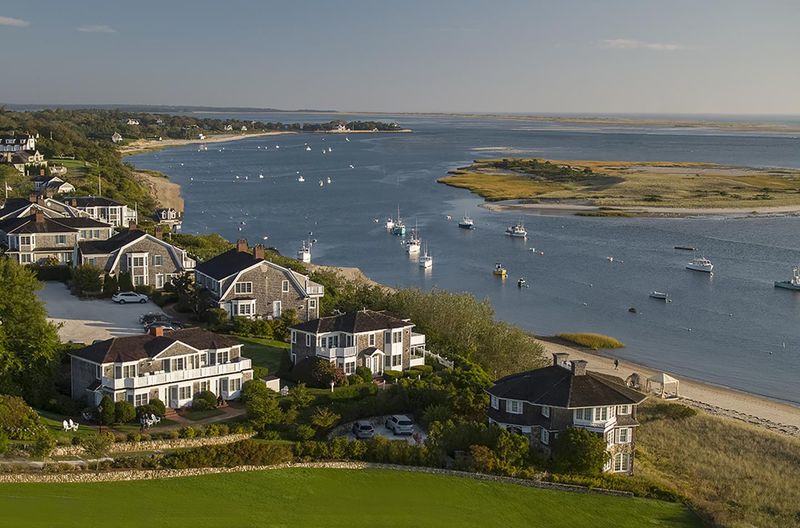 A Standout Among Coastal Inns