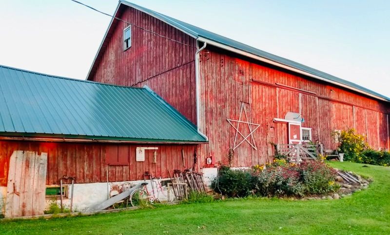 The Peddlers Barn - Horicon
