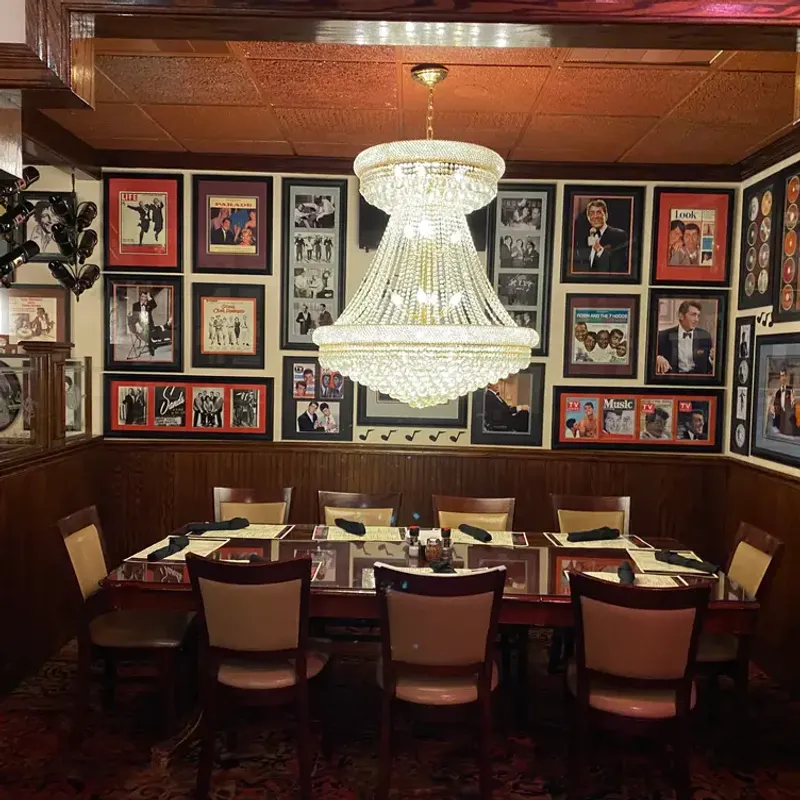 Delmonico’s Italian Steakhouse (Syracuse)
