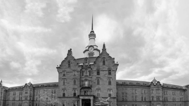 The Asylum That Defines West Virginia’s Dark Legend