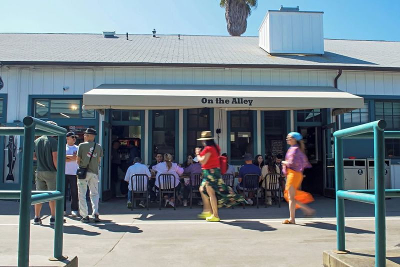 On The Alley, Santa Barbara Harbor