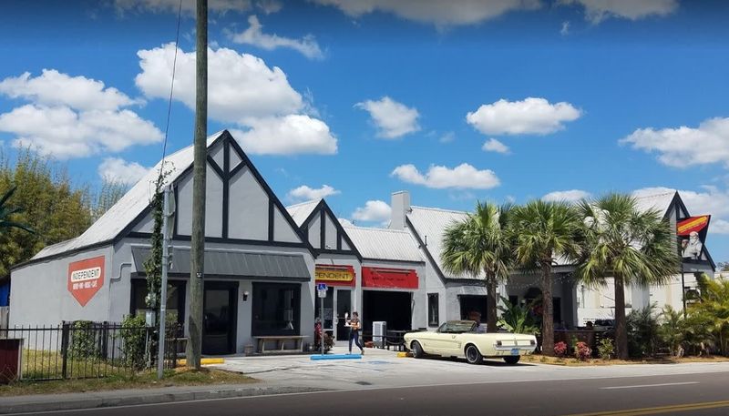 Independent Bar & Kitchen (Tampa)