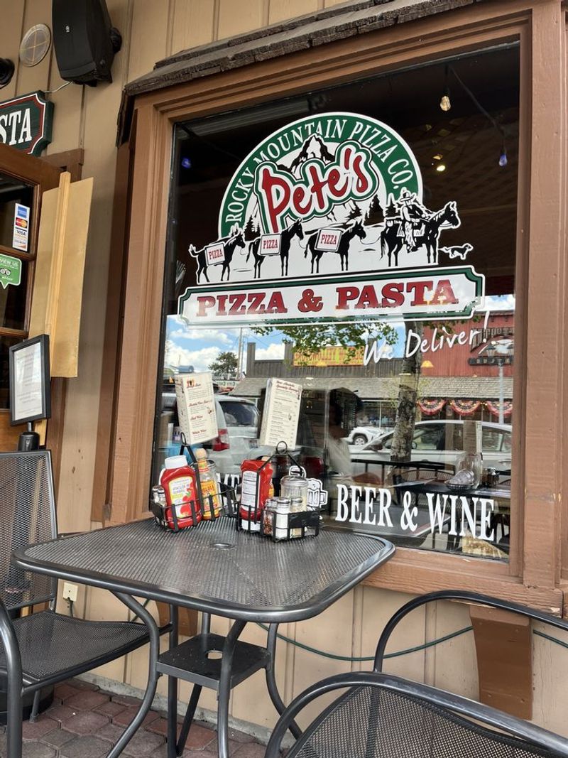 Pete’s Rocky Mountain Pizza & Diner – West Yellowstone