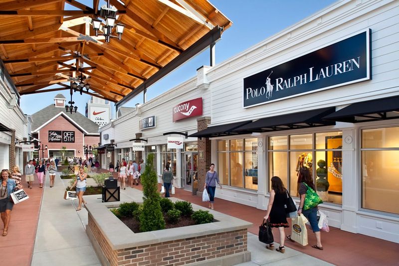 No Sales Tax Makes Shopping A Dream