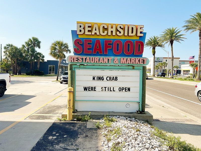 Shack By The Sand, Eat With Your Hands