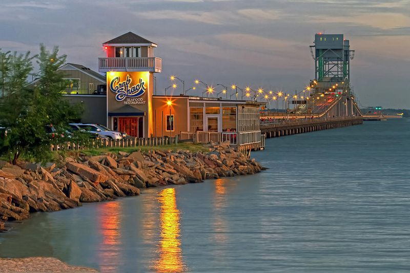 Riverside Location with Scenic Views