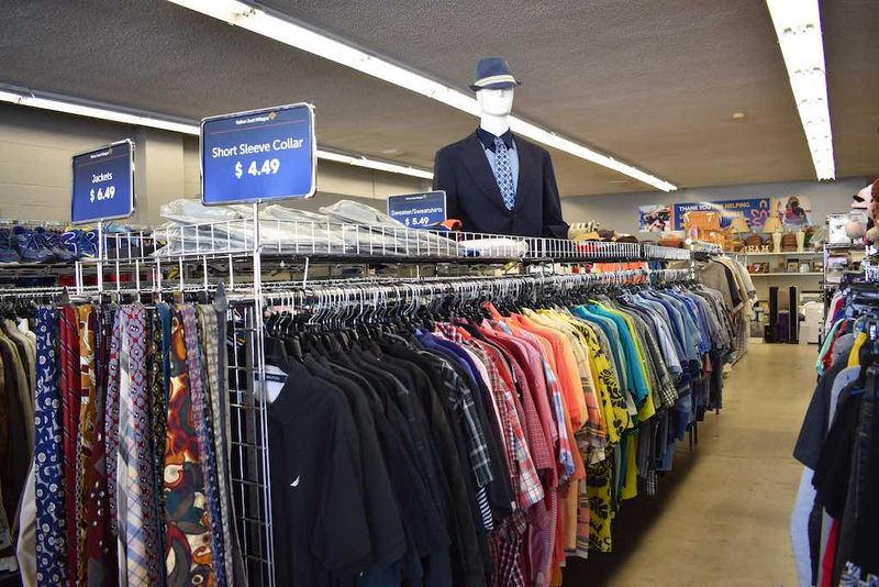 Heart & Hand Thrift Shop – Belington