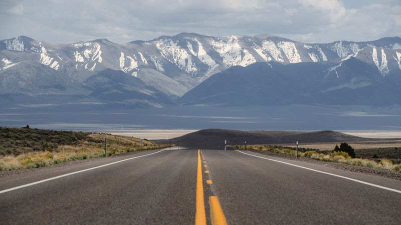 Practical Travel Advice for Desert Highways