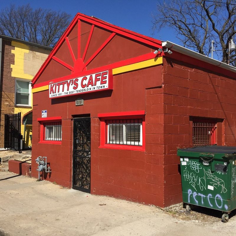 Kitty's Cafe: Pork Tenderloin Sandwich Perfection
