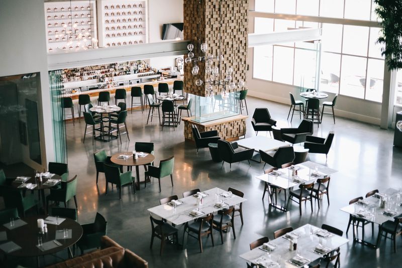 Atmospheric Restaurants Without the Food Focus