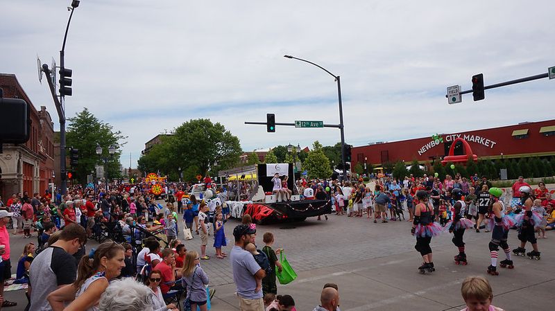 Cedar Rapids Freedom Festival Lines