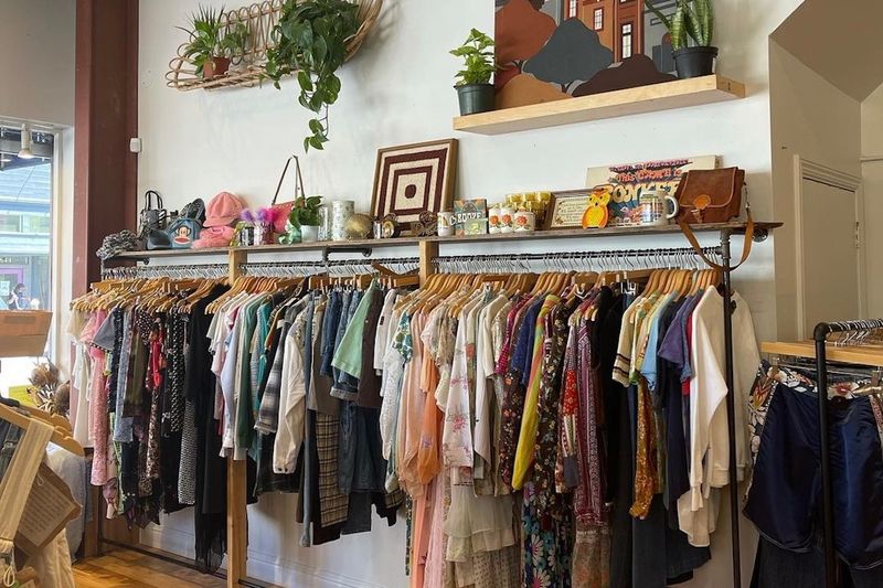 Fashion From Decades Of Tourism