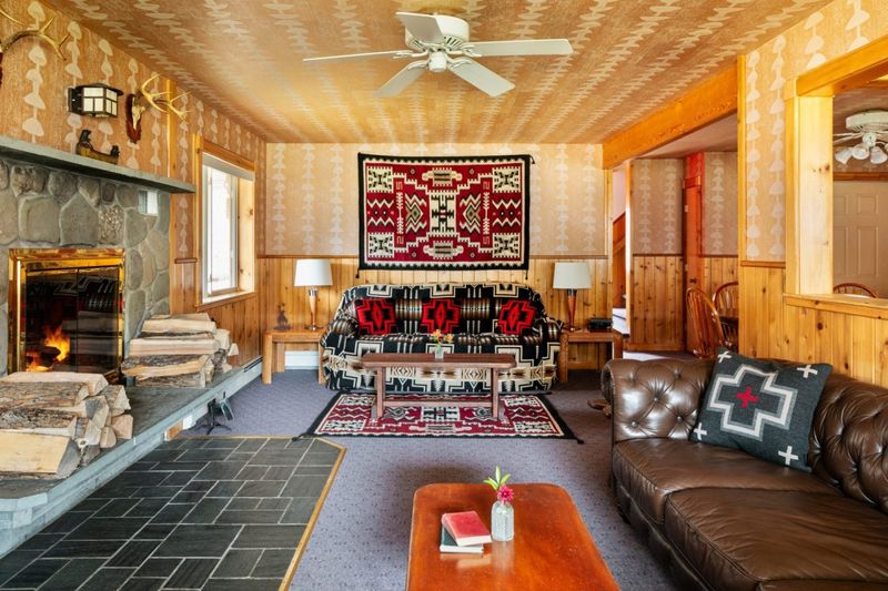 Immersive Cabins and Cozy Retreats