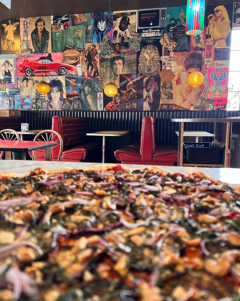 Old School Pizzeria (Olympia)