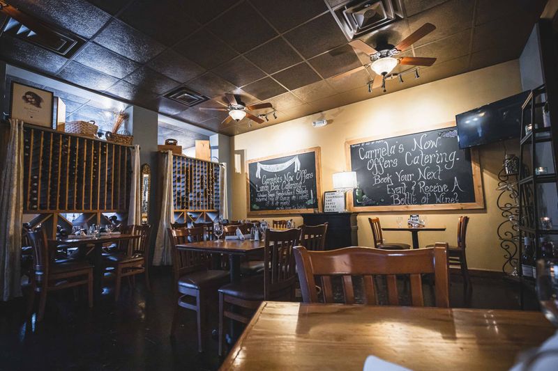 Carmela’s Bistro & Wine Bar (Lincoln)