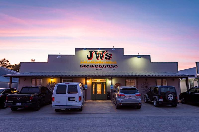 JW's Steakhouse, Carmine