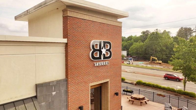 B&B Tavern Sixes