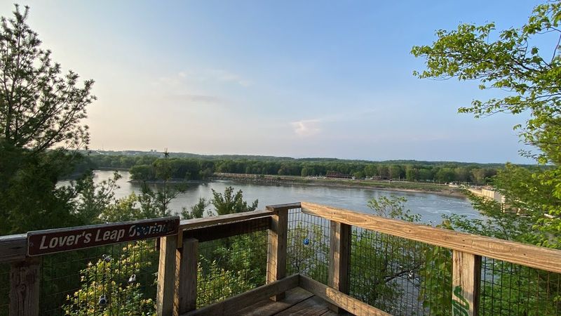 Scenic River Overlooks and Stairways