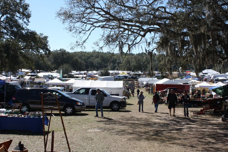 Renninger's Flea & Antique Market