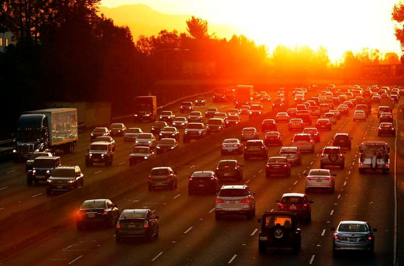 Underestimating Distance and Traffic Reality