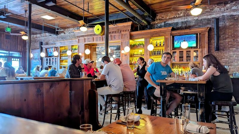 The Dining Experience and Customer Service