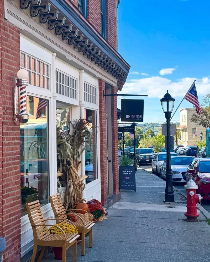 The Double-Edged Gift of Popularity