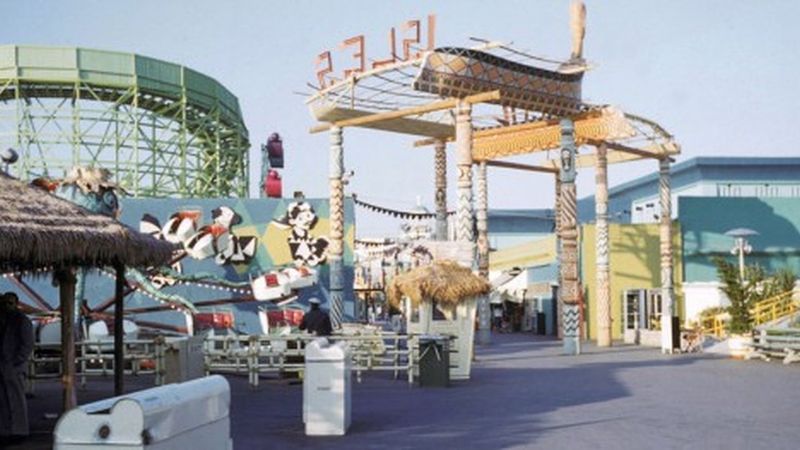 Opening Glory: 1958 Debut