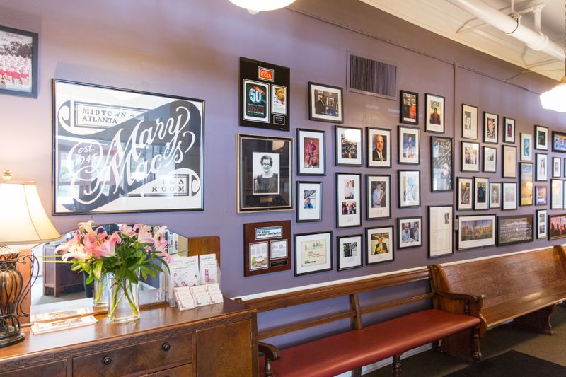 A Bistro Built on Warmth and Memory